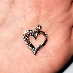 Kay Jewelers heart necklace pendant